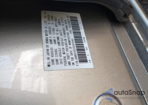 2005 Acura Rl 3.5 from USA, damaged, VIN JH4KB16535C002941